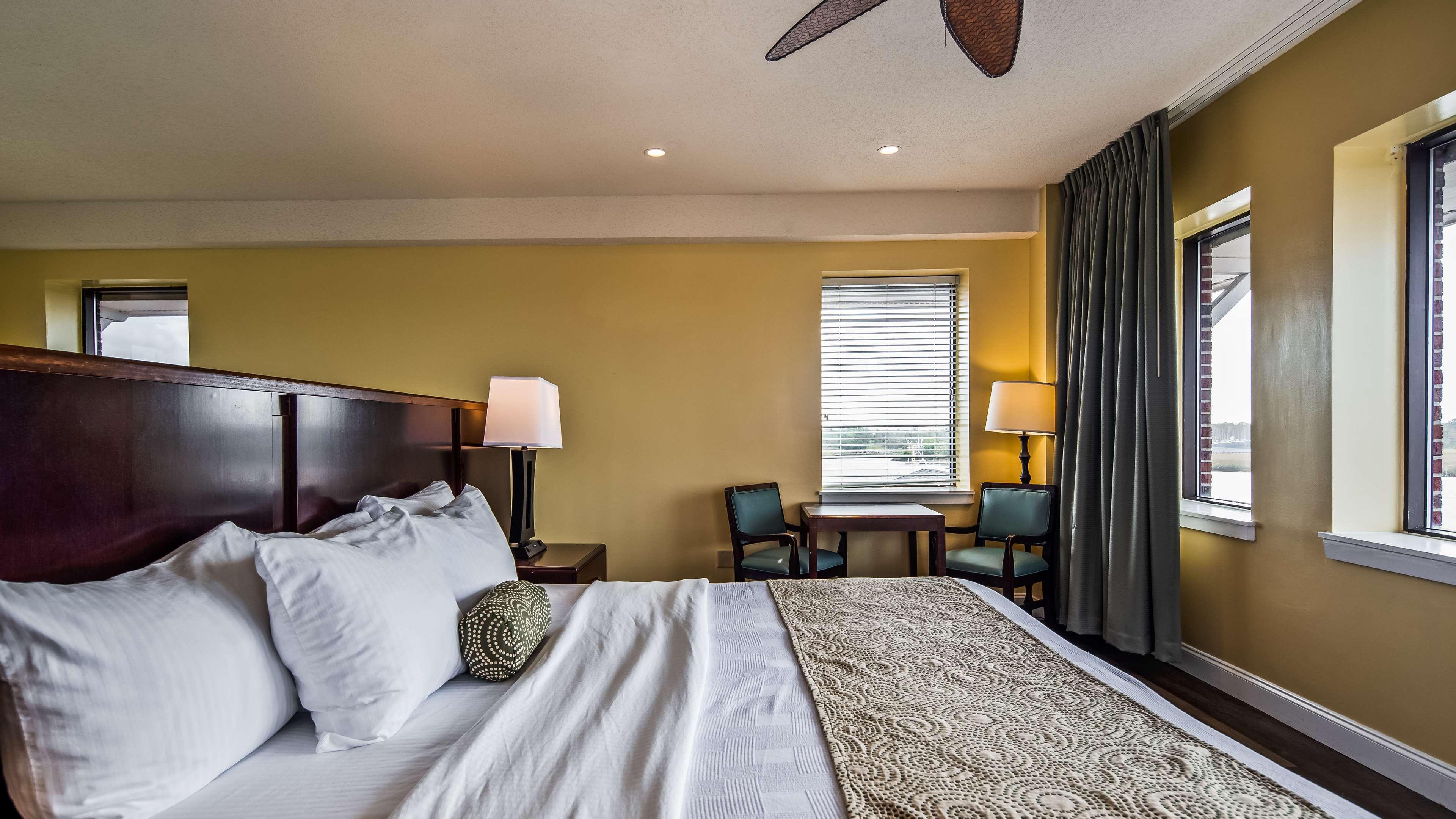 Best Western Plus Coastline