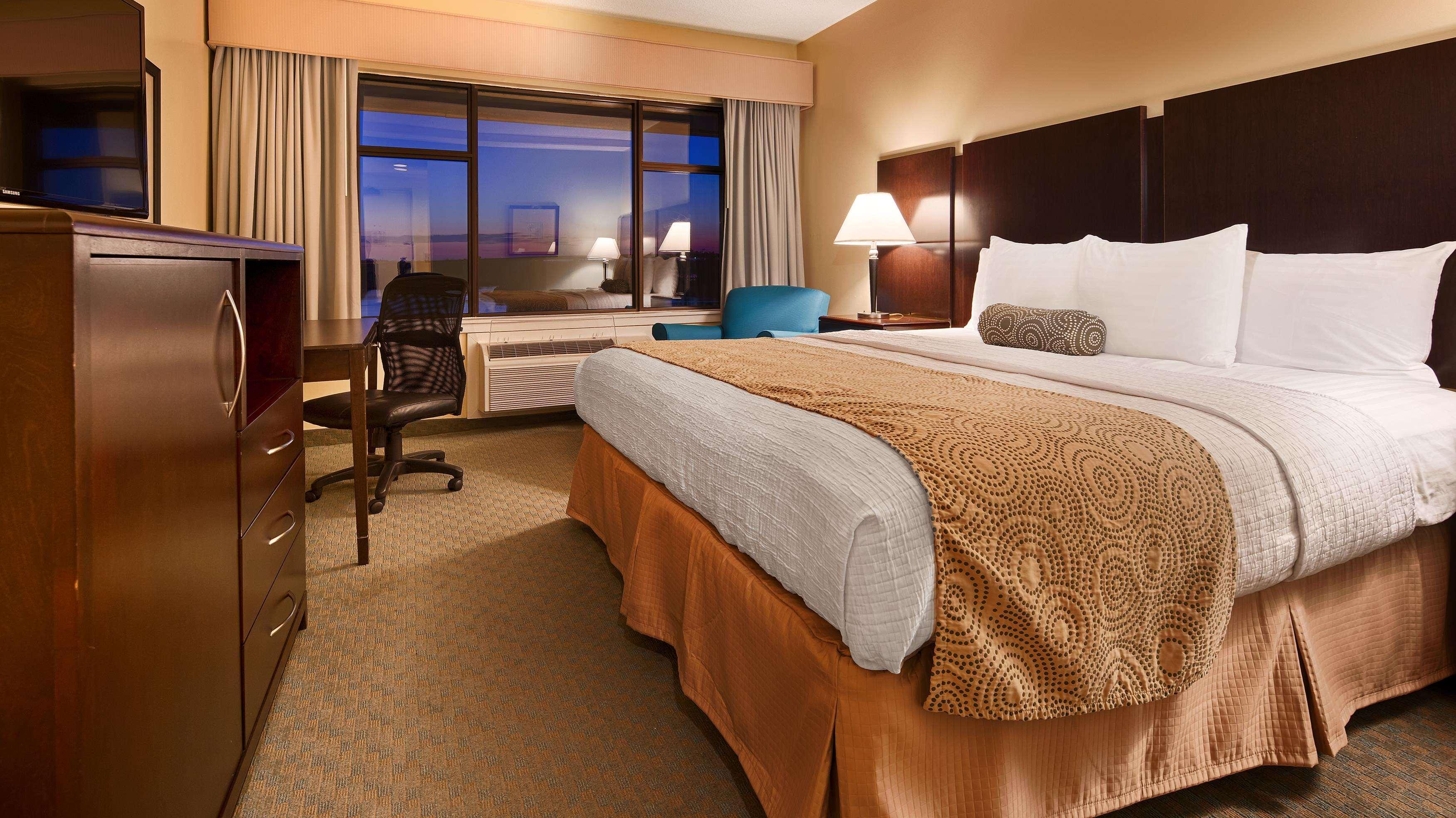 Best Western Plus Coastline 3*