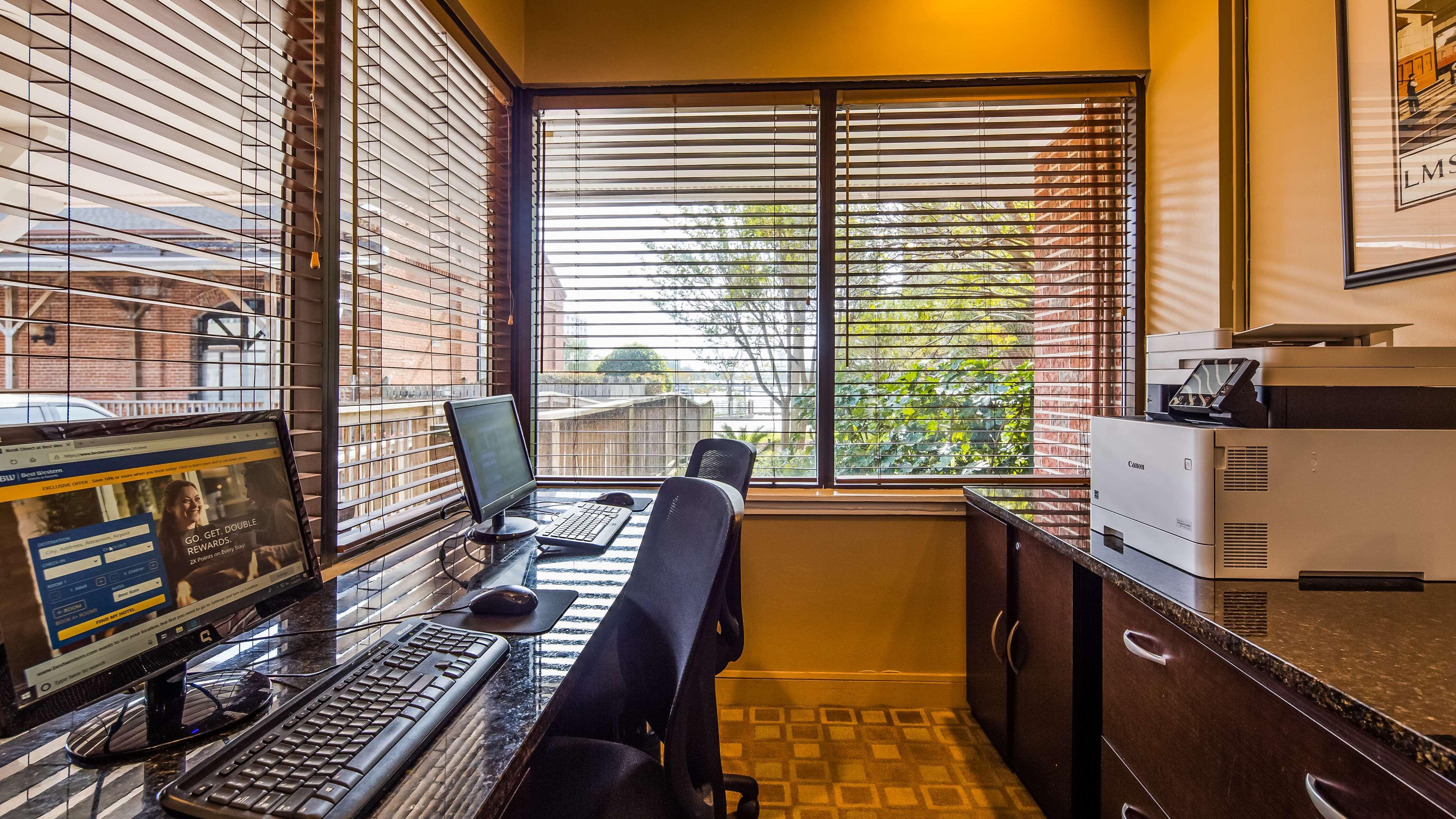 Best Western Plus Coastline